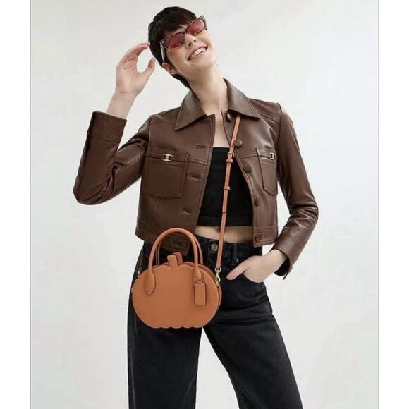 SOLD - Picture 5 of 6